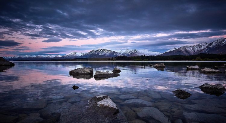 New zealand, lake takepo, mountains — Where does fat loss occur first medically?